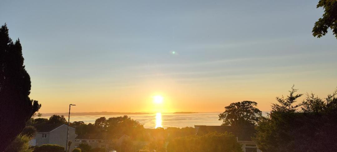 Fantastic Sea Views At Century'S Old Alma'S Cottage - Sleeps Up To 8 Guests Penmaen-mawr Exterior foto